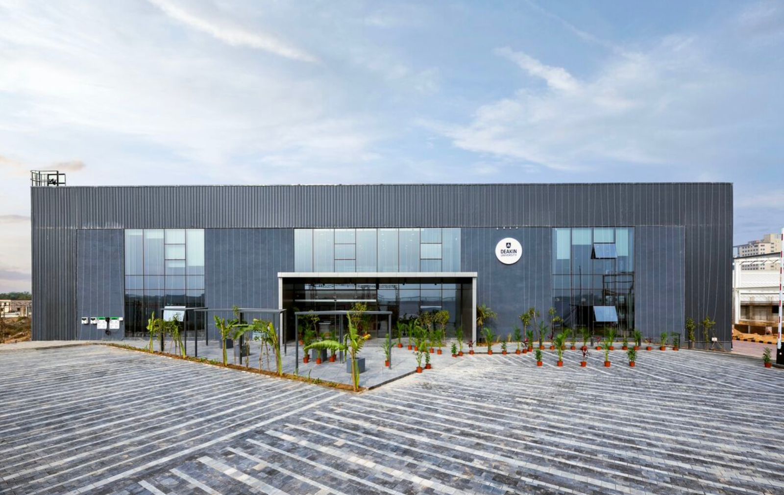 Deakin University & DevX Co-Working 0-3
